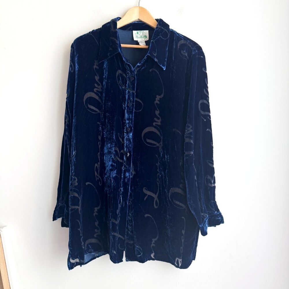 Quacker Factory Burnt out Velvet Spellout BLlue Silk Blend Button Down Shirt L